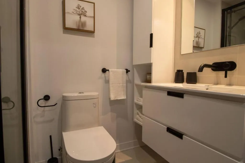Apartment Bel Appartement Au Centre-Ville Montreal